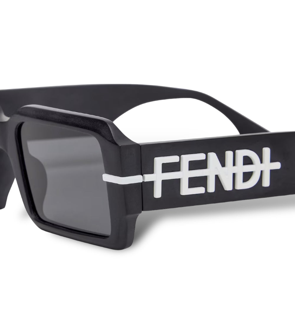 FENDI FENDIGRAPHY BLACK SUNGLASSES